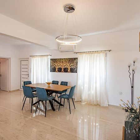 Istron MiraBella Villas Esterno foto